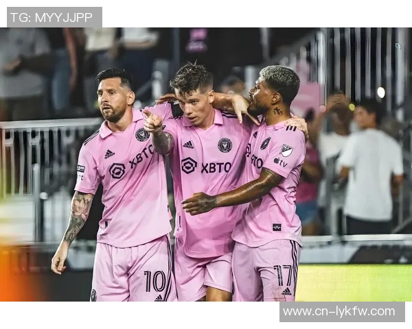 巴塞罗那在世俱杯中的辉煌历程与传奇对决回顾