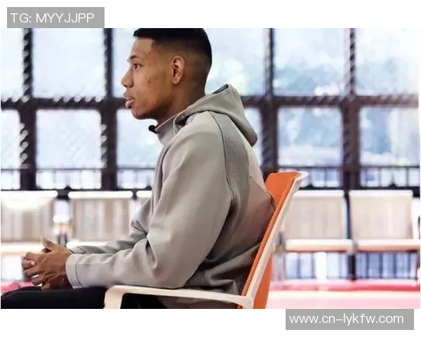 祝铭震的奋斗历程与音乐梦想:从青涩少年到璀璨星辰的成长之路 祝铭震的奋斗历程与音乐梦想:从青涩少年到璀璨星辰的成长之路